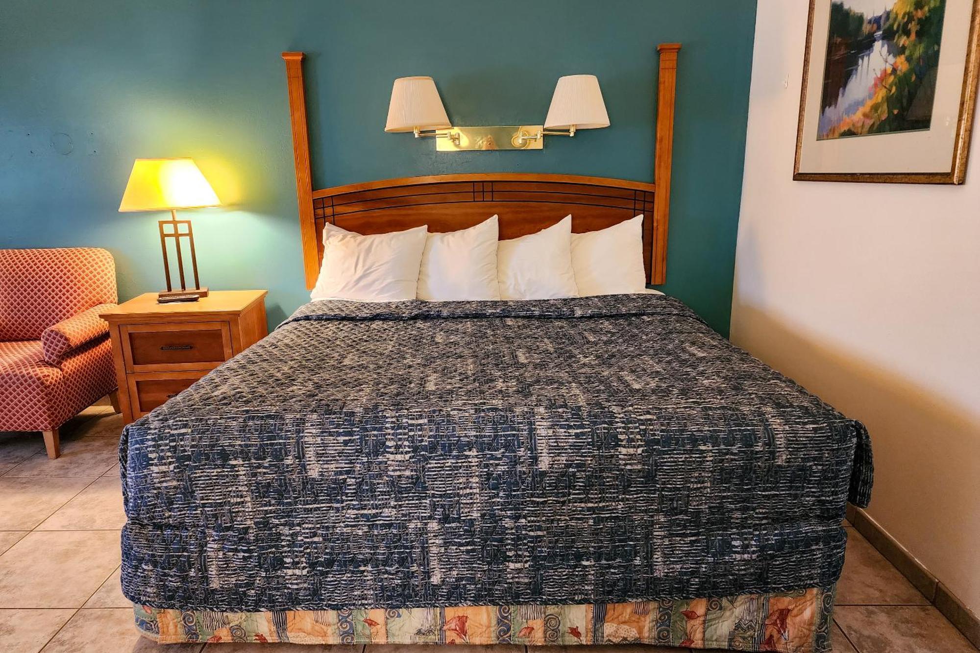 Ivey House Adventures Hotel